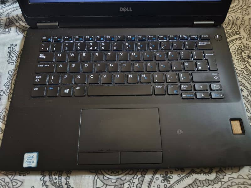 DELL LATITUDE E7270 i5 6th 2