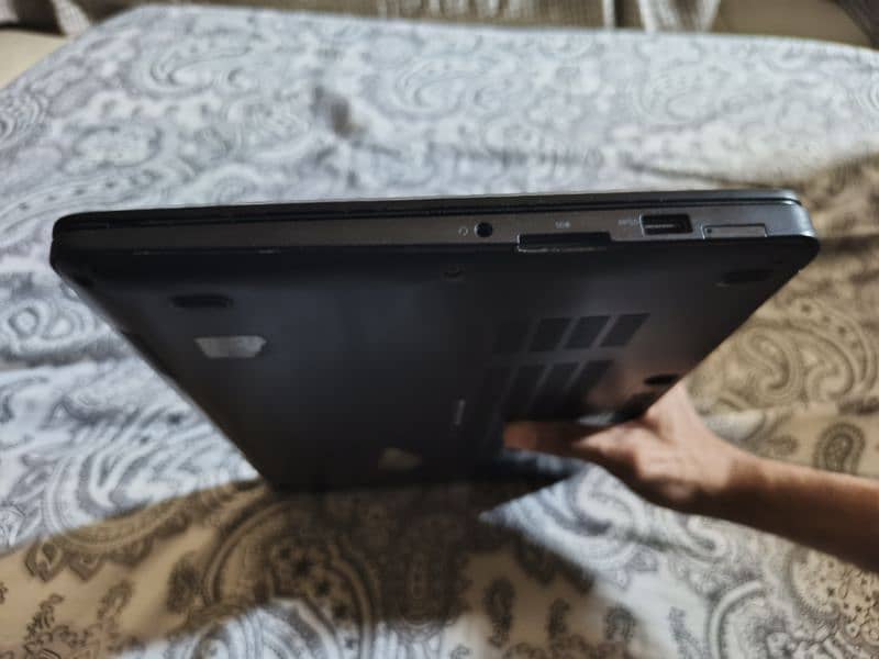 DELL LATITUDE E7270 i5 6th 3