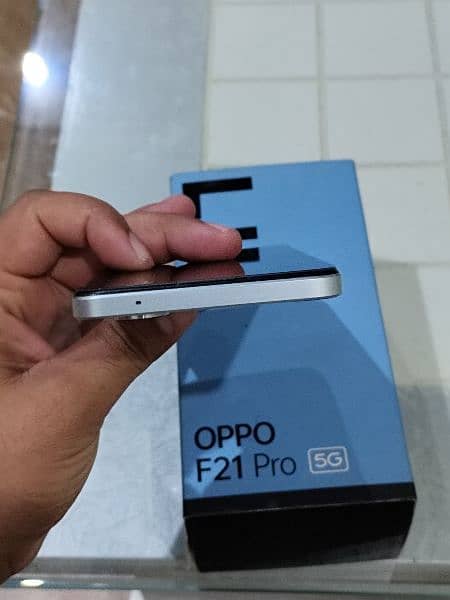 F21 pro 5g 1