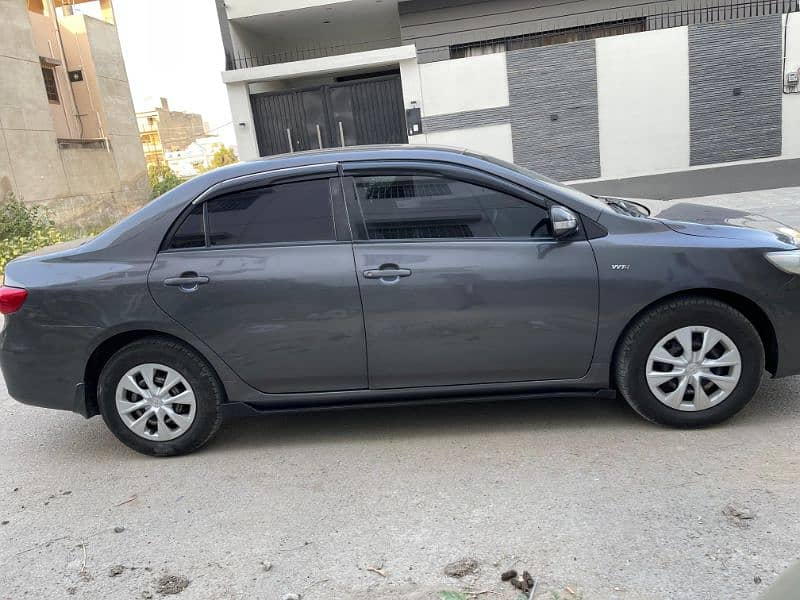 Toyota Corolla GLI 2011 5