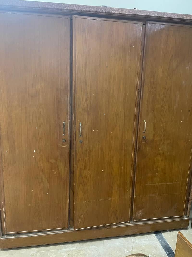 3 Door Wardrobe | Cupboard | Luxury Wardrobe | 03009401914 Whats app 0