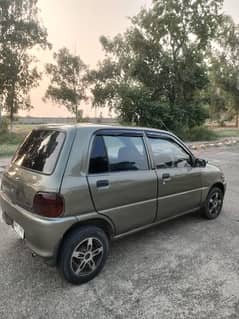 Daihatsu Cuore 2003