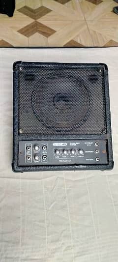 GUITAR AMPLIFIER JE75