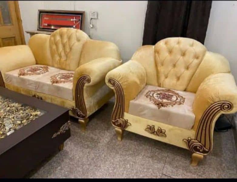 7 Seater Sofa for SALE! 2