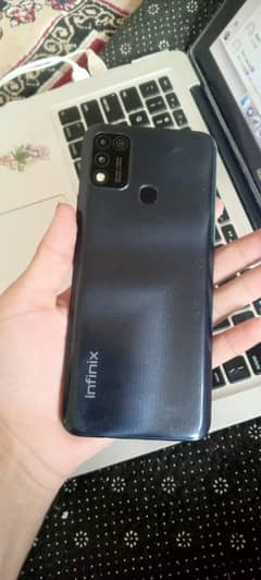 For Sale: Infinix Hott 11 Play (4GB RAM, 64GB Storage)