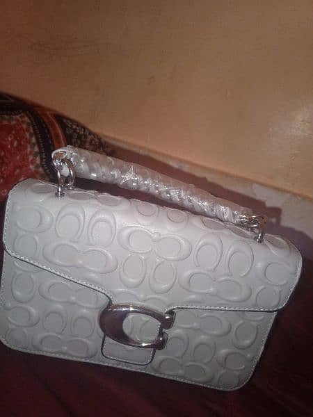 hand bags women a1 condition 2