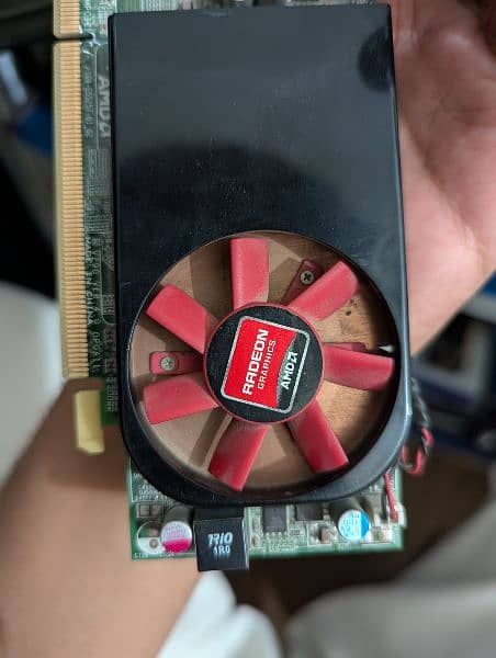 AMD R7 250 3