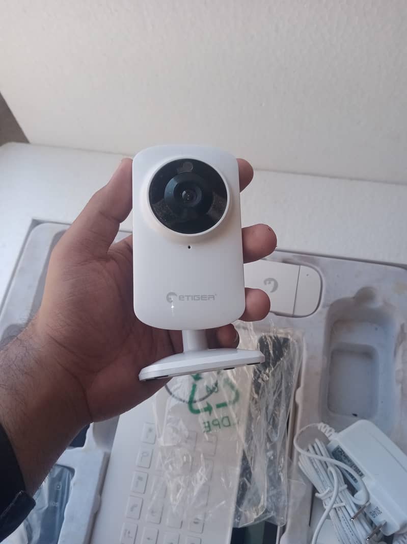 GSM & landline alarm system with IP camera ETiger, S4 Combo Vid Se 2