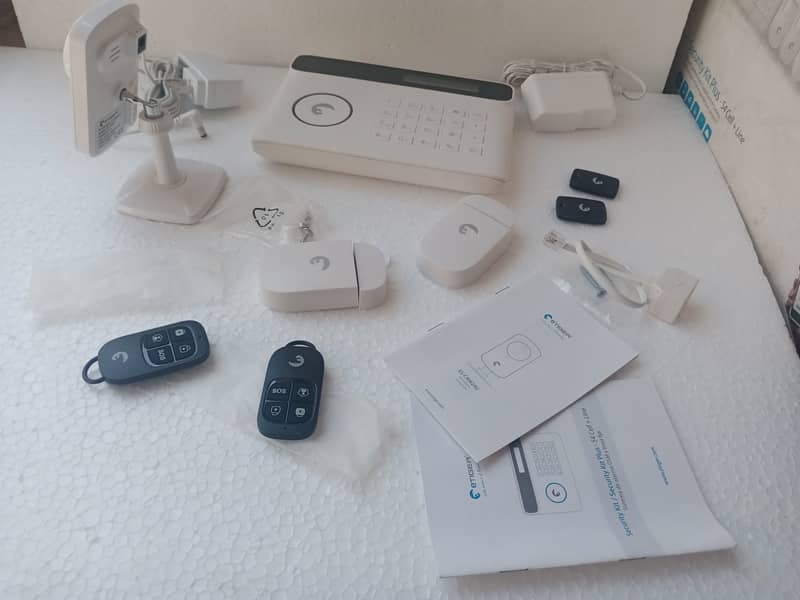 GSM & landline alarm system with IP camera ETiger, S4 Combo Vid Se 11