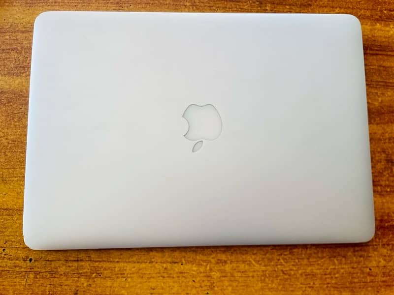 Apple Macbook Air 2015 4/128 Silver 13.3 inch 1