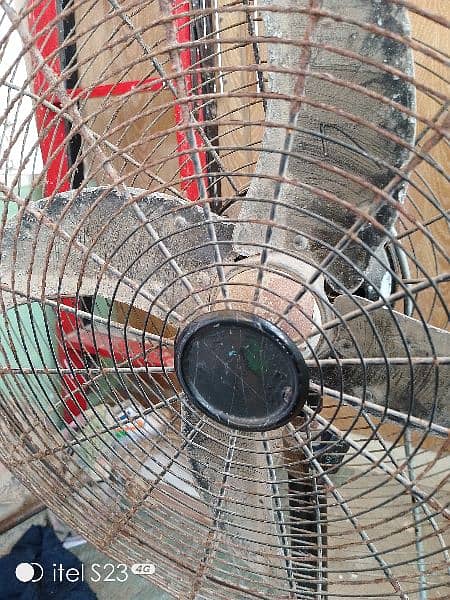 table fan used best condition 1