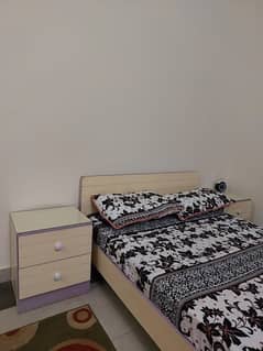 single bed 0