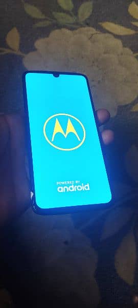 moto Z. new set. 4/128. Non pta. shadman north karachi 1