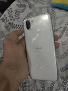 Sharp Aquos r2 0