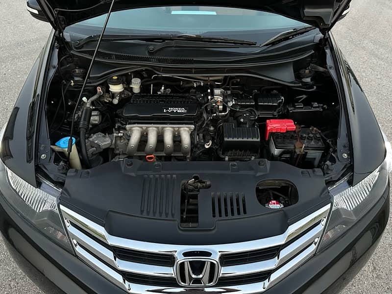 Honda City I-VTEC 2016 Outclass Condition. 15