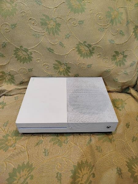 Xbox one s 2