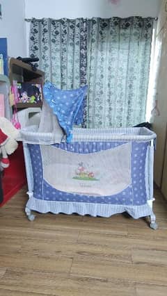 tinnies branded cot for kids / babies