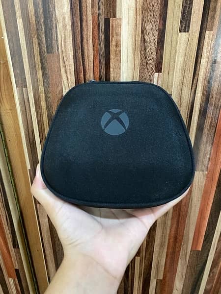 Xbox Elite Series 2 Controller Brand new Just box open 3