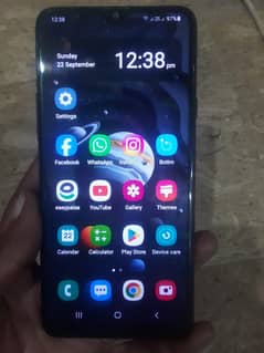 Samsung A20s with box charger 0