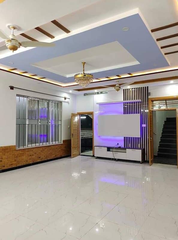 10 Marla Full House For Rent In G-13 islambad 5