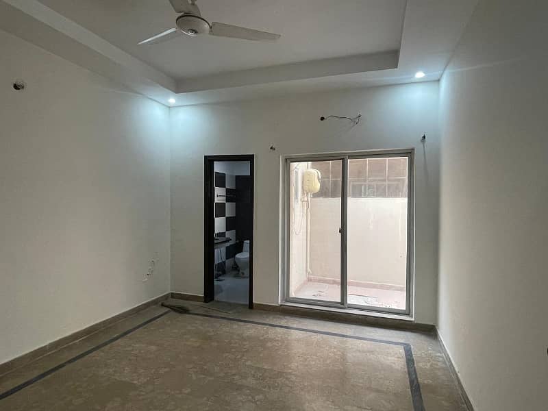 6 marla house for sale in paragon city lahore 10