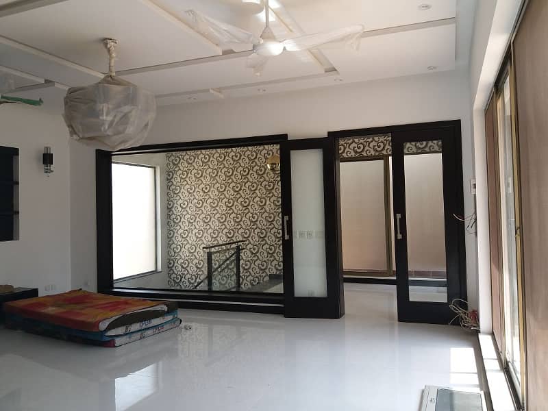 01 Kanal Like Brand New Bungalow Upper Portion for rent in DHA Phase-5 near to park 14