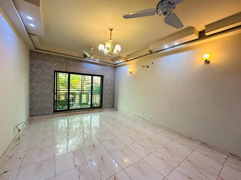 5 marla house for sale in paragon city lahore 9