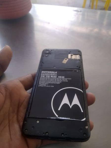 MOTO E6 2