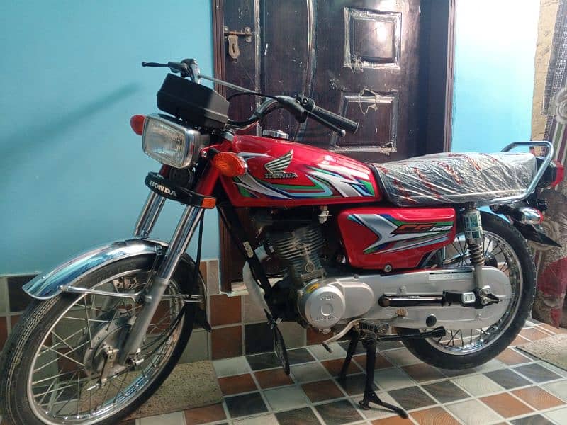 Honda125 Model 2022 Hyderabad number ha urgent sell 4