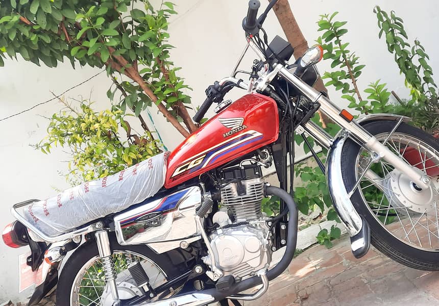 Honda CG 125 Special Edition 2024 10