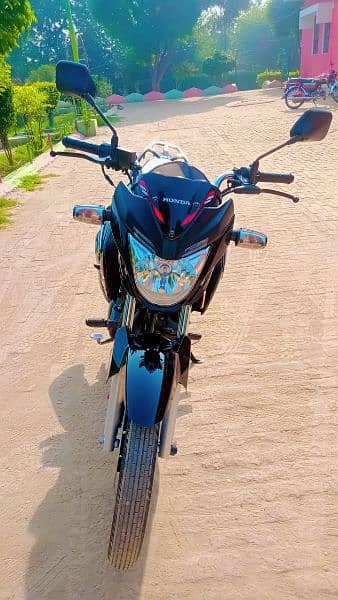 Honda cb 150 2024 modal like new condition 1