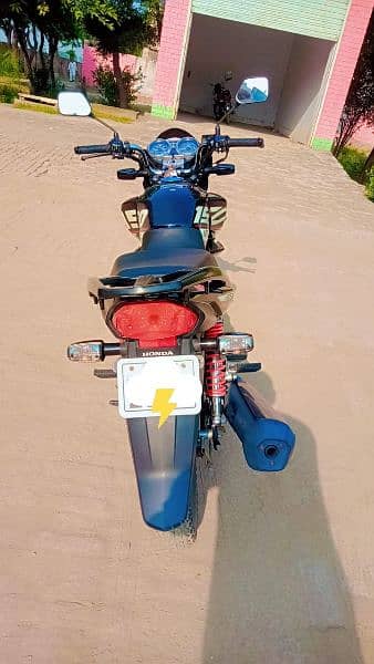 Honda cb 150 2024 modal like new condition 3