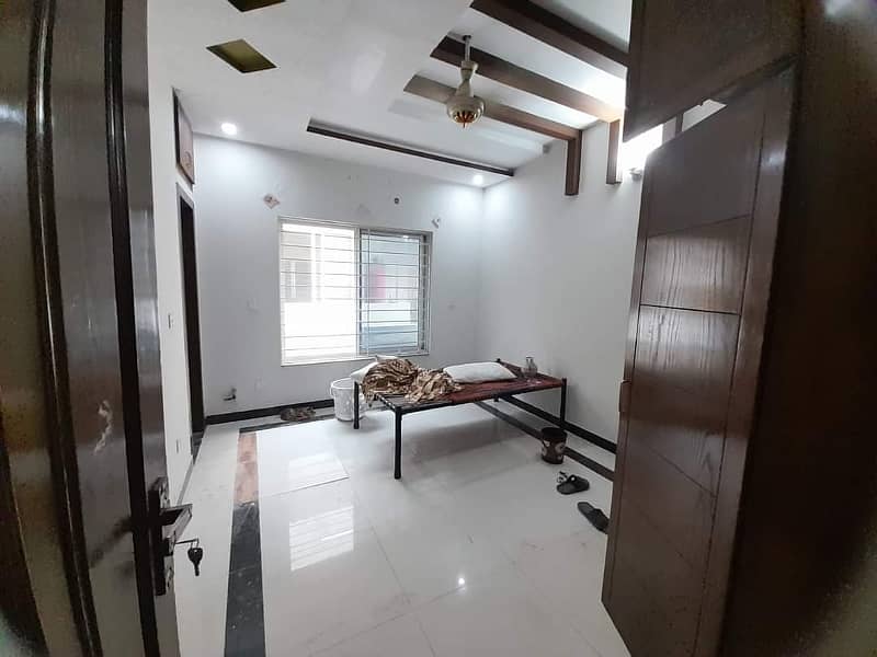 7 Marla Triple Story House For Sale in G-13 islambad 6