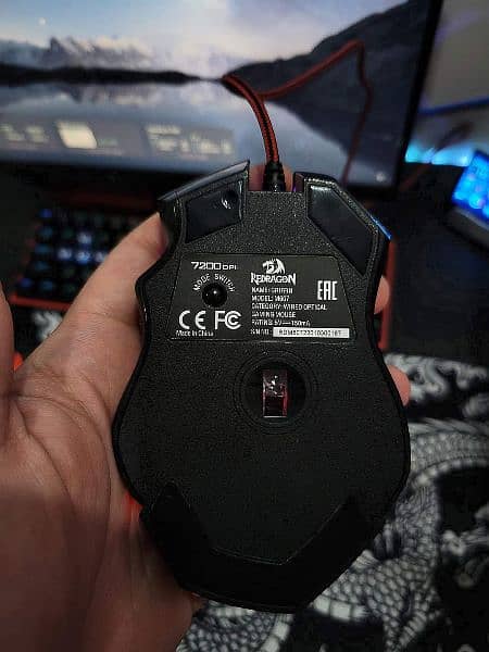 Redragon M607 Griffin Mouse 3