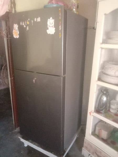 Haier fridge King Size 10/9 1