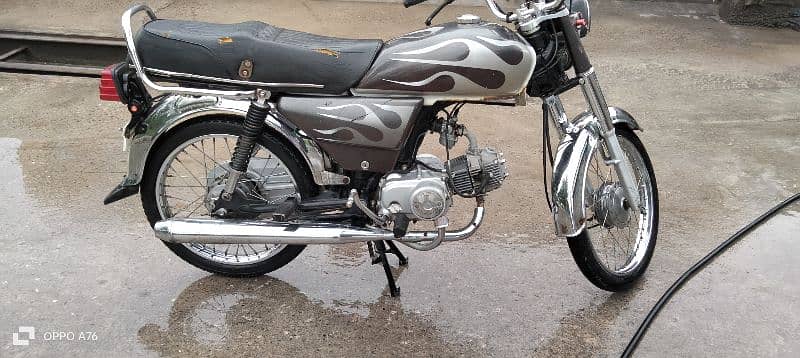 New Asia Bike Doble Saman ma New condition 10 by 10 argent sales 9