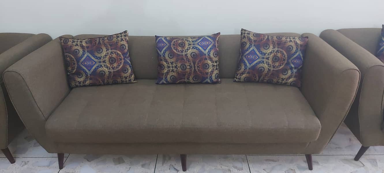 5 Seater Sofa Set - Like New 2