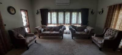 7 Seater Sofa Set - Very Good Condition