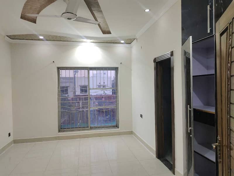 12 Marla Upper portion Is Avaliable For Rent In Chambeli Block Bahria Town Lahore 1