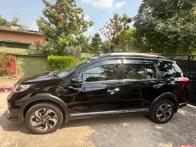 Honda BR-V 2022 I-VTEC s Facelifted version 2