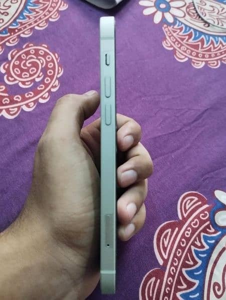 iphone 12 with box 128gb 1