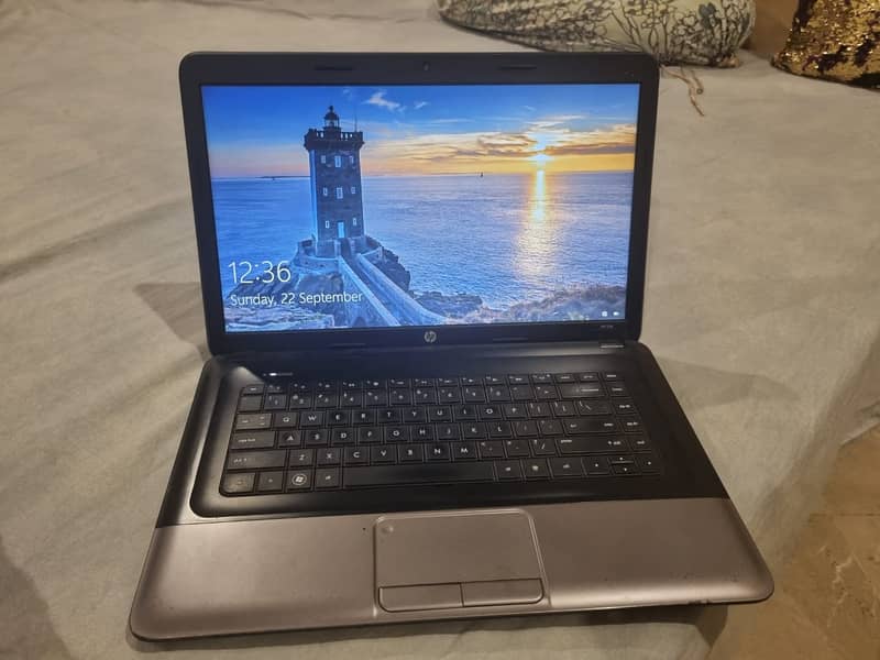 HP 250 core i3 3rd generation 4