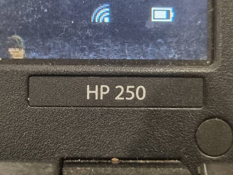 HP 250 core i3 3rd generation 5