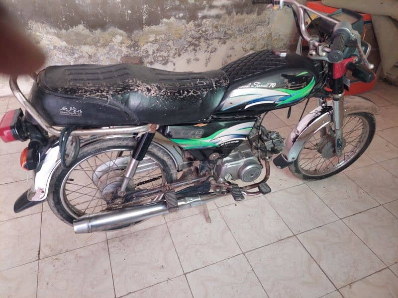 Honda 70 2005 model 3