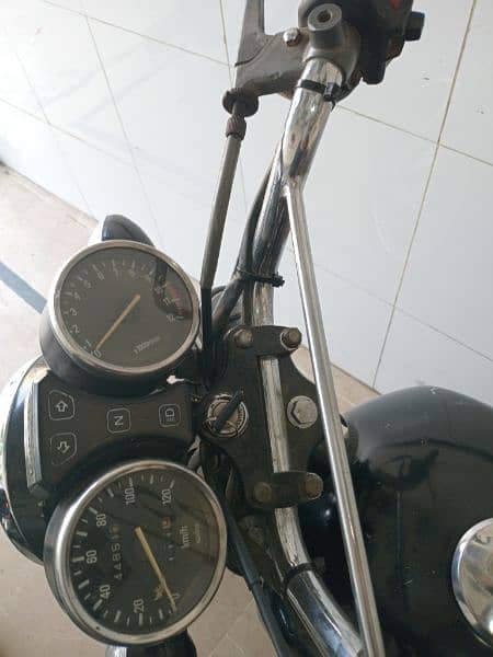 SUZUKI GS 150 1