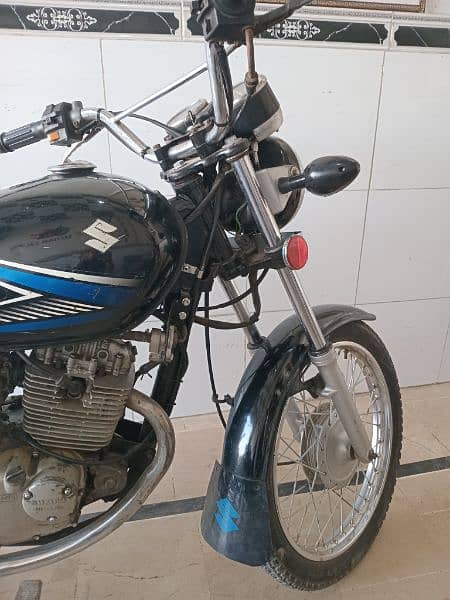 SUZUKI GS 150 8