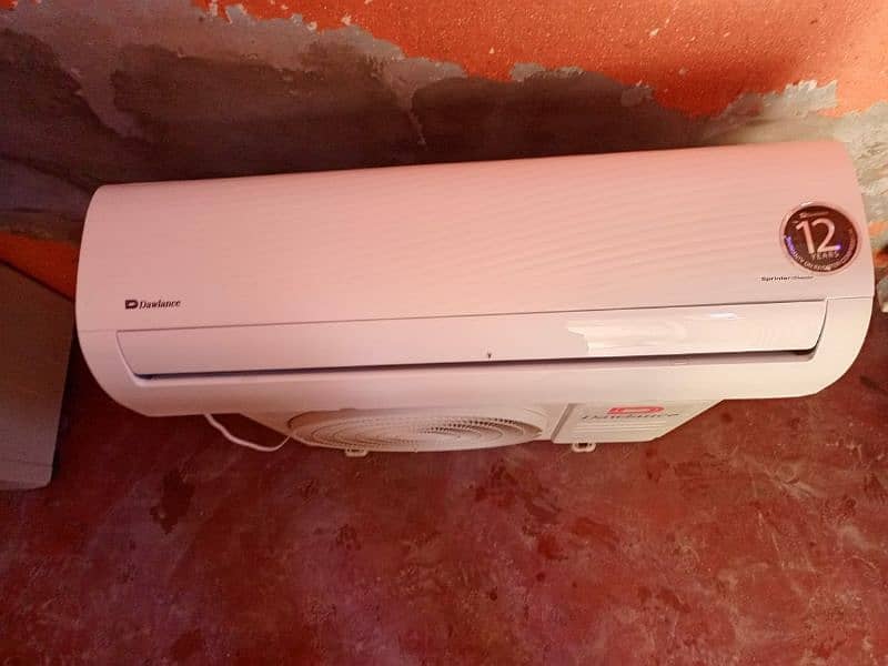 Dawlance DC inverter 4