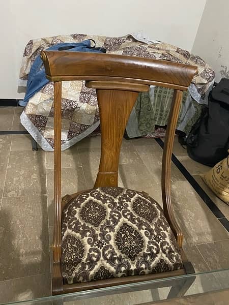 Dining table with 6 chairs 4