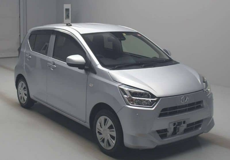 Daihatsu Mira 2021 3