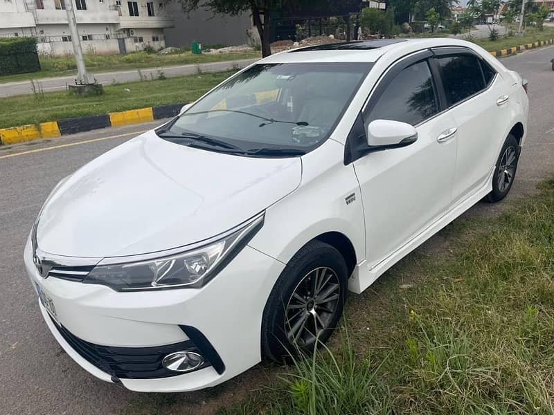 Toyota Altis Grande 2014 8